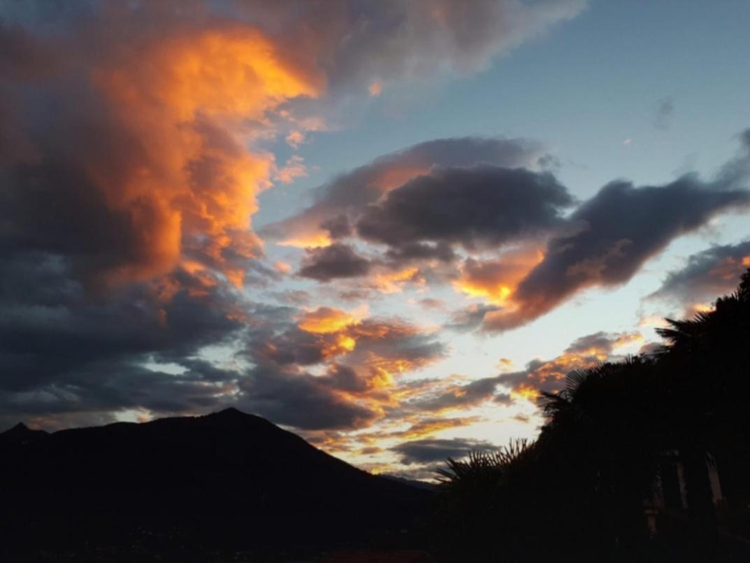 Sole & Lago-Lake Maccagno ภายนอก รูปภาพ